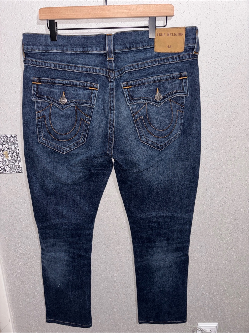 True Religion - Men's “Ricky Relaxed Straight jeans (36 x 29)